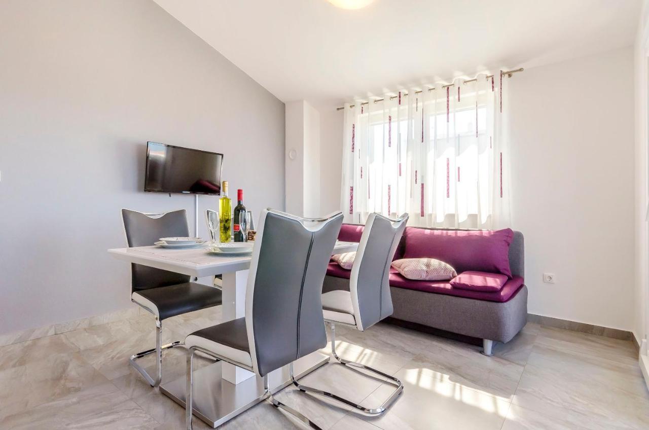 Apartments Katic Ražanj Eksteriør billede